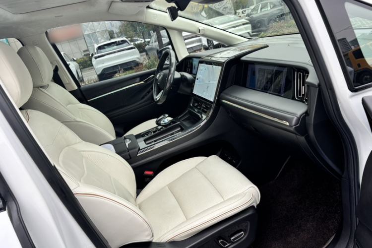 Used GAC Trumpchi E9 2023 E9 MAX Interior 1