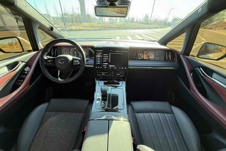 Used GAC Trumpchi E9 2023 E9 Master Model Interior 2