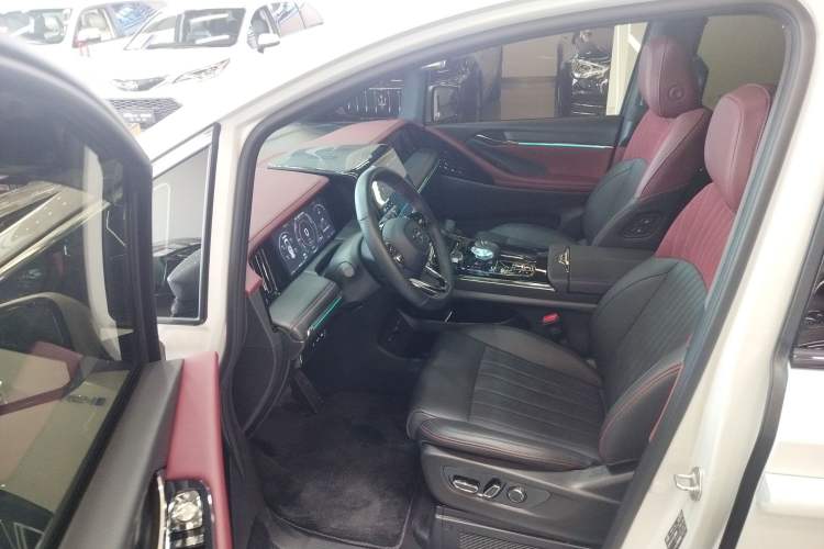 Used GAC Trumpchi E9 2023 E9 Master Model Interior 3