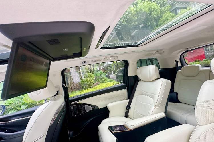 Used GAC Trumpchi E9 2023 E9 Master Model Interior 4