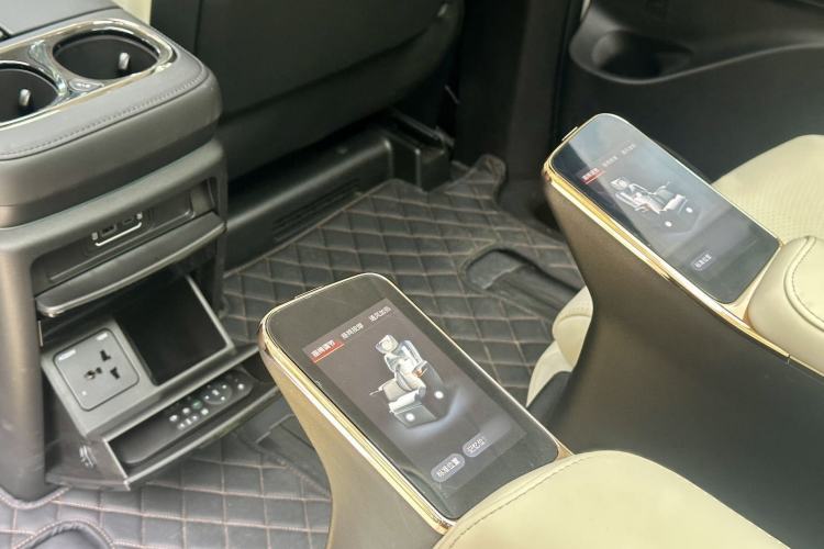 Used GAC Trumpchi E9 2023 E9 Master Model Interior 6