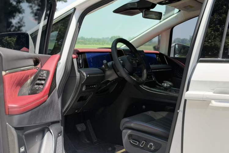 Used GAC Trumpchi E9 2023 E9 Master Model Left Front Seat