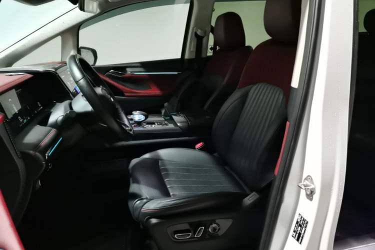 Used GAC Trumpchi E9 2023 E9 Master Model Left Front Seat