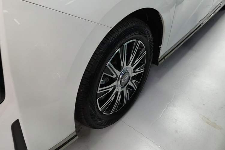Used GAC Trumpchi E9 2023 E9 MAX Left Front Wheel Hub