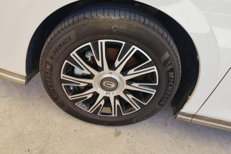 Used GAC Trumpchi E9 2023 E9 MAX Left Front Wheel Hub