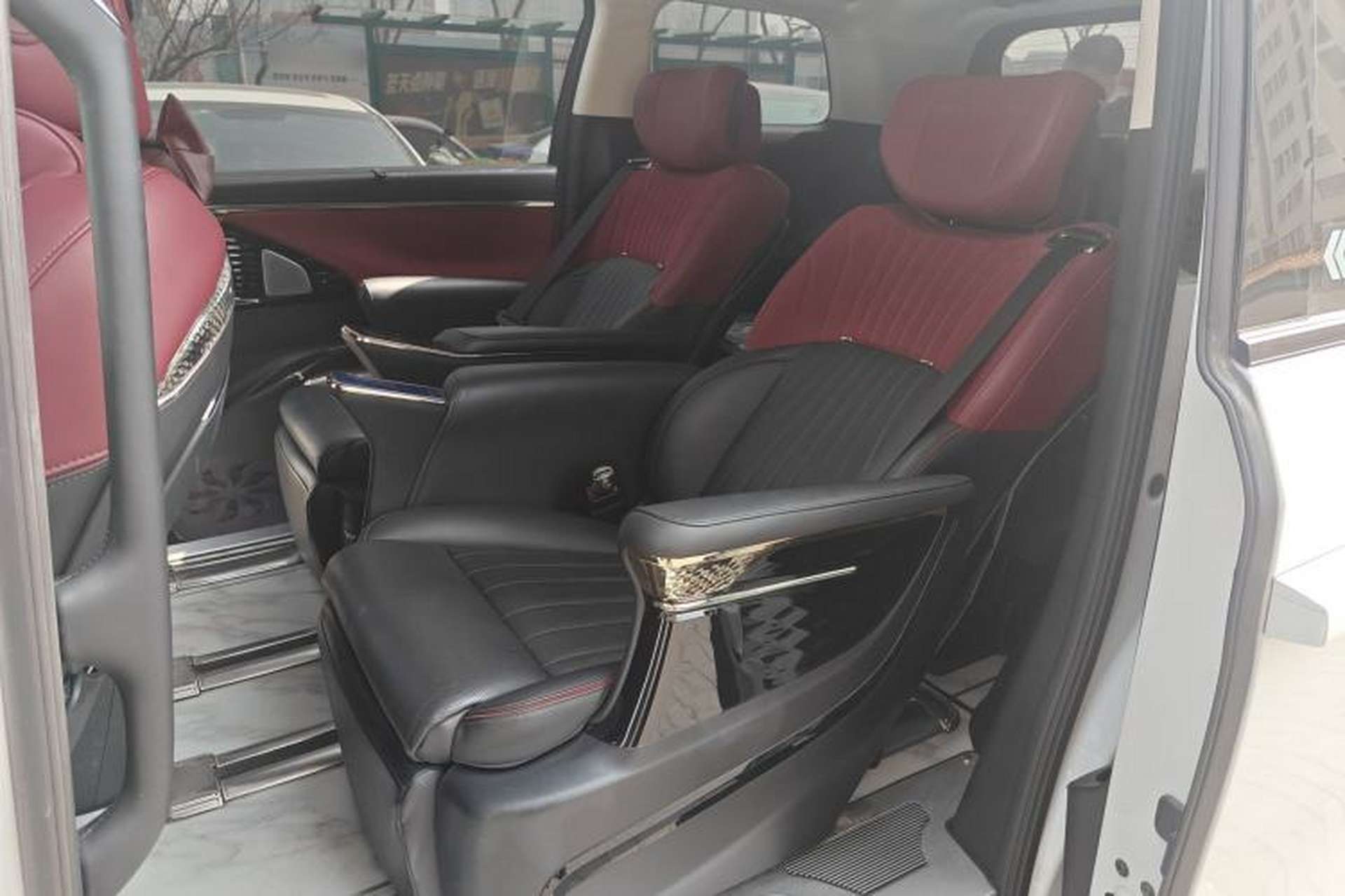 Used GAC Trumpchi E9 2023 E9 Master Model Left Rear Seat