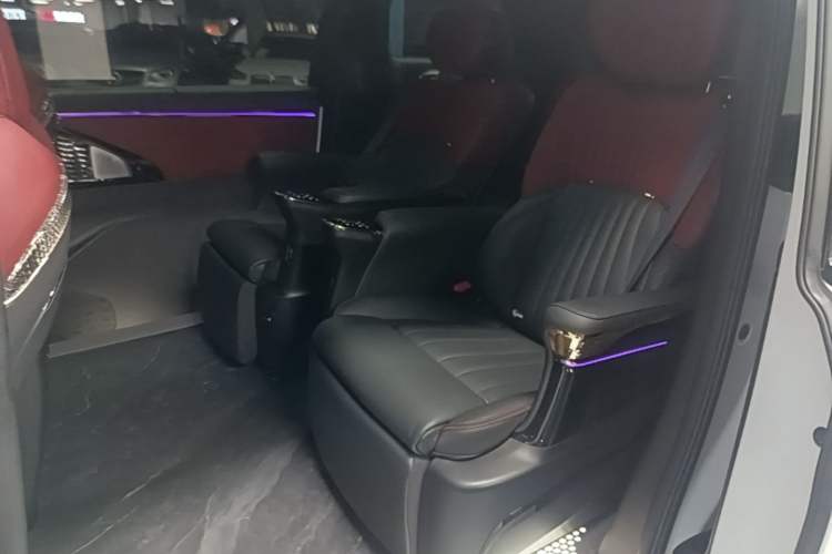 Used GAC Trumpchi E9 2023 E9 Championship Edition Left Rear Seat