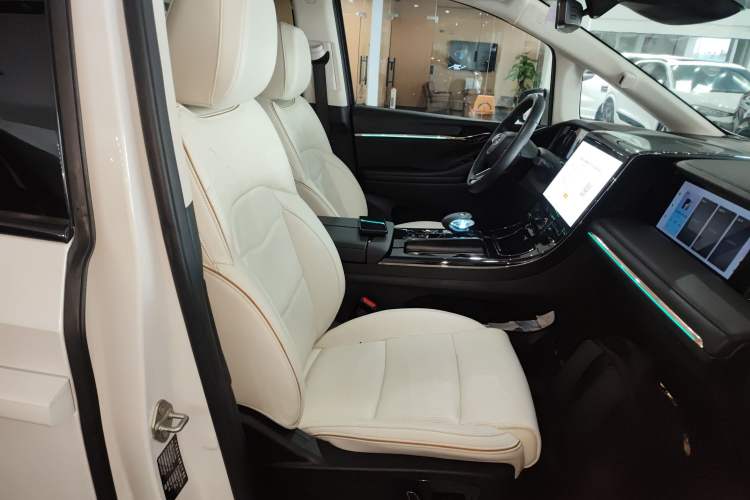 Used GAC Trumpchi E9 2023 E9 MAX Right Front Seat
