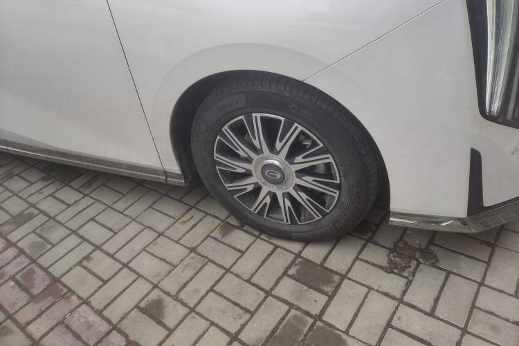 Used GAC Trumpchi E9 2023 E9 MAX Right Front Wheel Hub