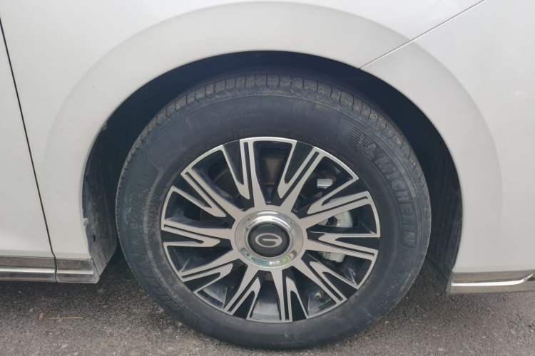 Used GAC Trumpchi E9 2023 E9 PRO Right Front Wheel Hub