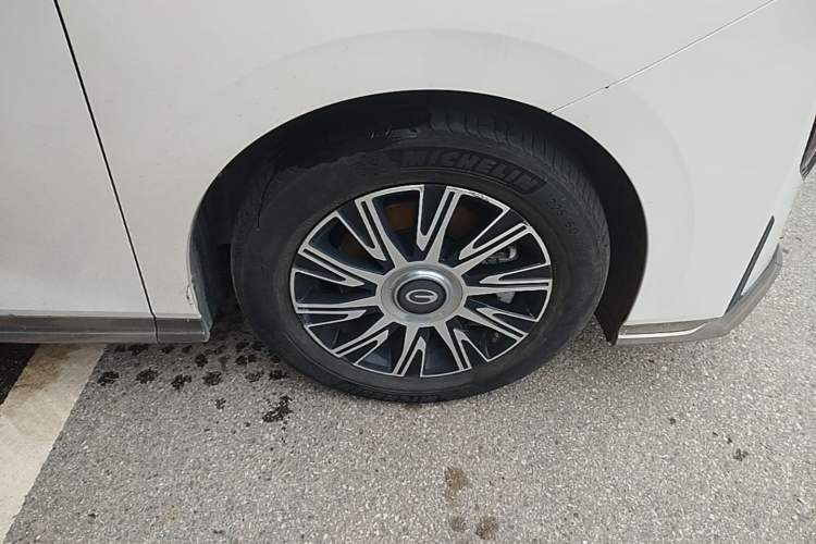 Used GAC Trumpchi E9 2023 E9 MAX Right Front Wheel Hub