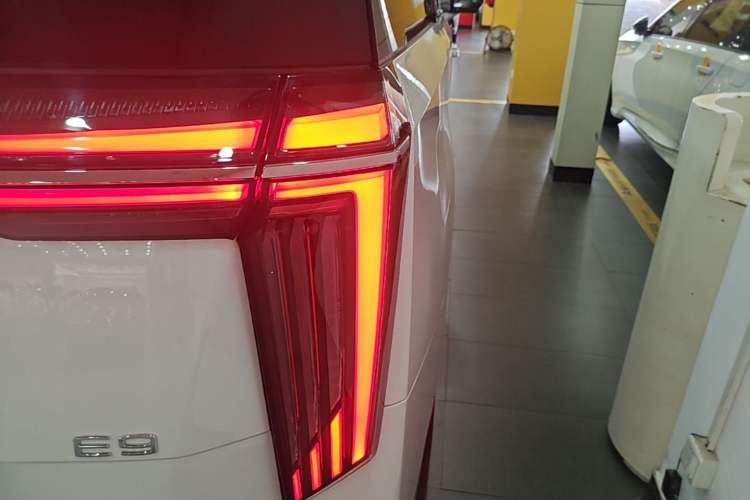 Used GAC Trumpchi E9 2023 E9 MAX Right Rear Taillight