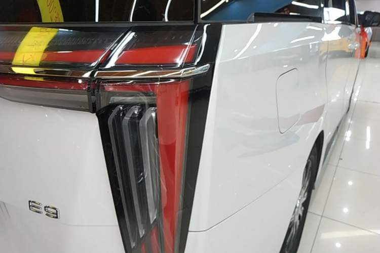 Used GAC Trumpchi E9 2023 E9 Championship Edition Right Rear Taillight