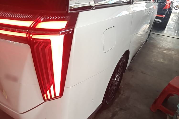 Used GAC Trumpchi E9 2023 E9 Master Model Right Rear Taillight