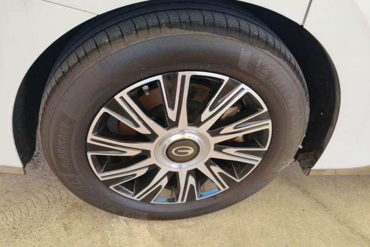 Used GAC Trumpchi E9 2023 E9 MAX Right Rear Wheel Hub