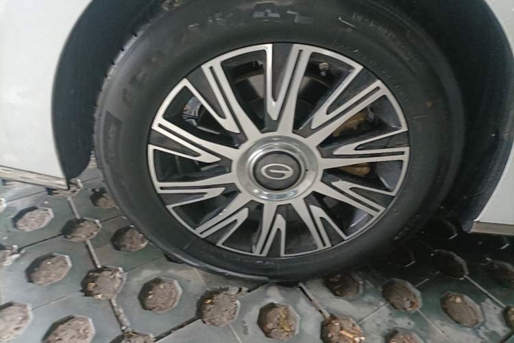 Used GAC Trumpchi E9 2023 E9 MAX Right Rear Wheel Hub
