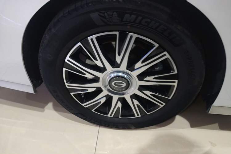 Used GAC Trumpchi E9 2023 E9 PRO Right Rear Wheel Hub