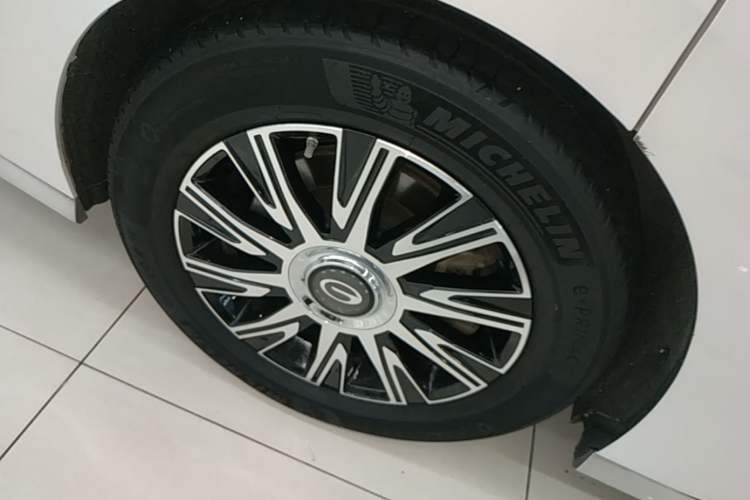Used GAC Trumpchi E9 2023 E9 Championship Edition Right Rear Wheel Hub