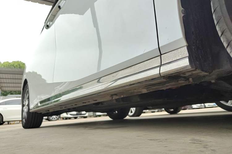 Used GAC Trumpchi E9 2023 E9 MAX Right Side Sill
