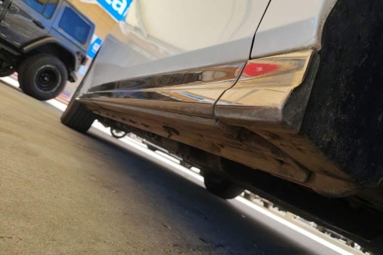 Used GAC Trumpchi E9 2023 E9 MAX Right Side Sill