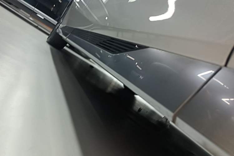 Used GAC Trumpchi E9 2023 E9 Championship Edition Right Side Sill