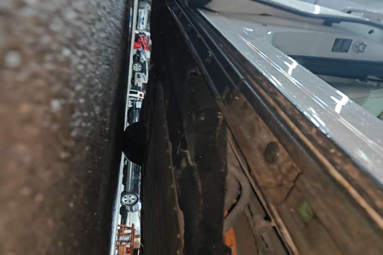 Used GAC Trumpchi E9 2023 E9 Championship Edition Right Side Sill