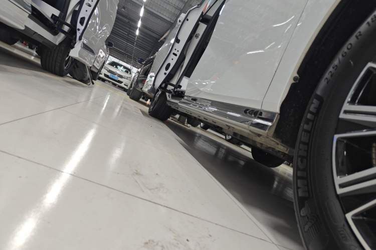 Used GAC Trumpchi E9 2023 E9 MAX Right Side Sill