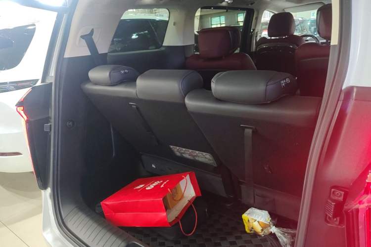 Used GAC Trumpchi E9 2023 E9 PRO Trunk