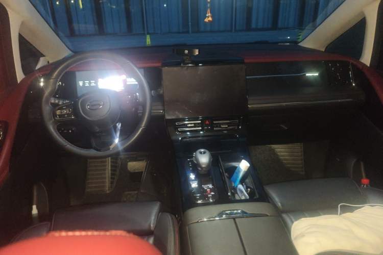 Used GAC Trumpchi E9 2024 E9 Champion Edition Center Console