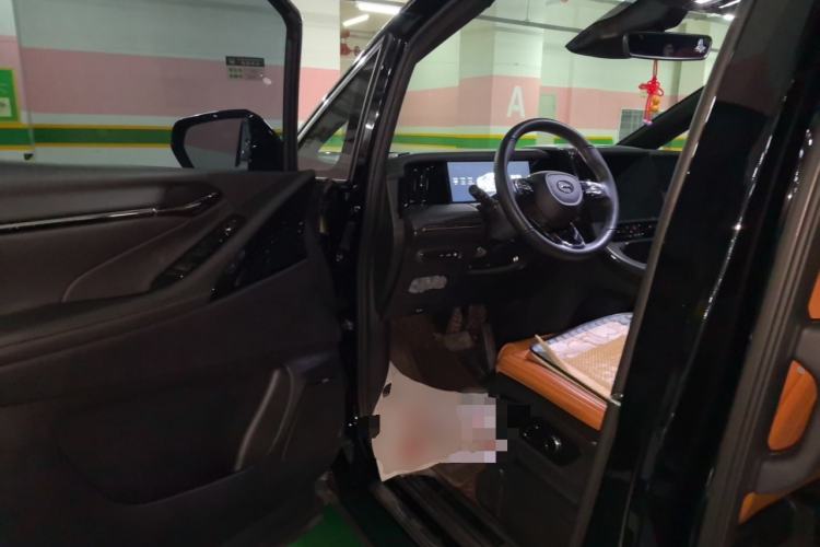 Used GAC Trumpchi E9 2024 E9 Deluxe Edition Driver Seat