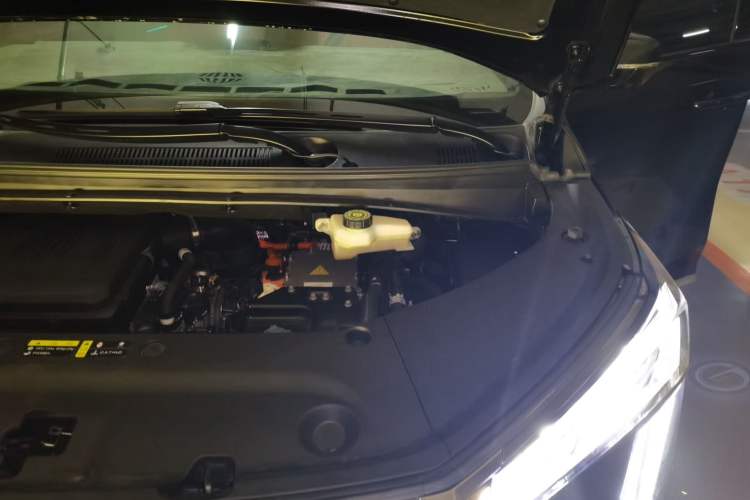 Used GAC Trumpchi E9 2024 E9 Champion Edition Engine Bay Left