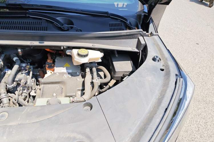 Used GAC Trumpchi E9 2024 E9 Deluxe Edition Engine Bay Left