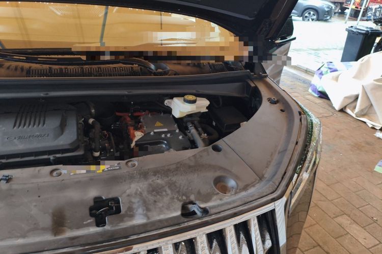 Used GAC Trumpchi E9 2024 E9 Deluxe Edition Engine Bay Left