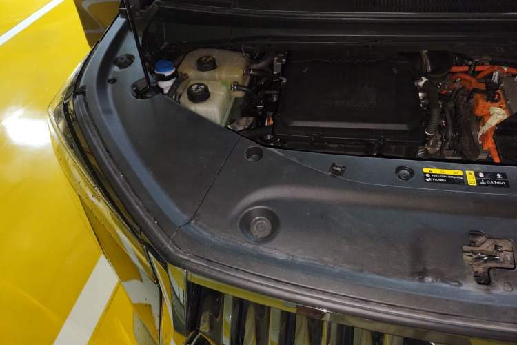 Used GAC Trumpchi E9 2024 E9 Champion Edition Engine Bay Right