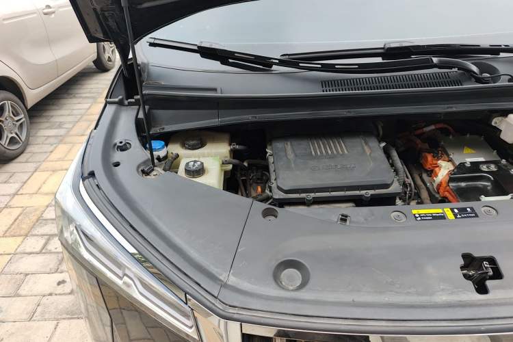 Used GAC Trumpchi E9 2024 E9 Deluxe Edition Engine Bay Right