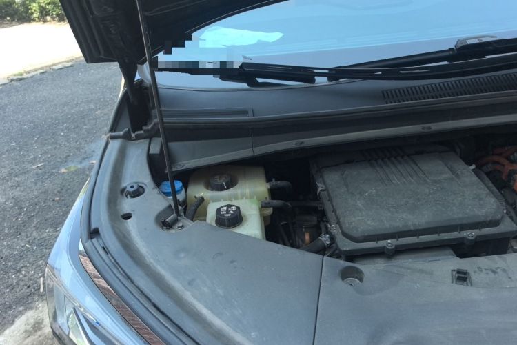 Used GAC Trumpchi E9 2024 E9 Deluxe Edition Engine Bay Right