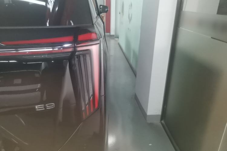 Used GAC Trumpchi E9 2024 E9 State Guest Custom Edition Exterior 3