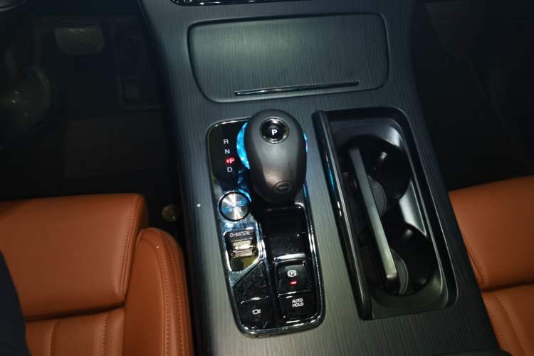 Used GAC Trumpchi E9 2024 E9 Champion Edition Gear Lever