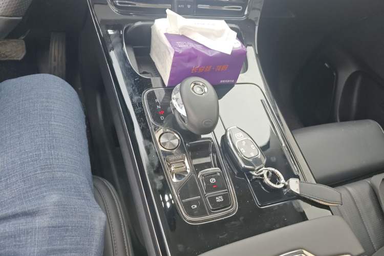 Used GAC Trumpchi E9 2024 E9 Champion Edition Gear Lever