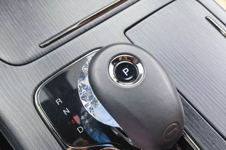 Used GAC Trumpchi E9 2024 E9 Champion Edition Gear Lever