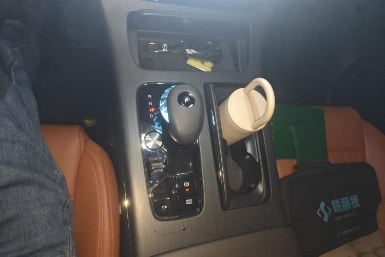 Used GAC Trumpchi E9 2024 E9 New Year Edition Gear Lever