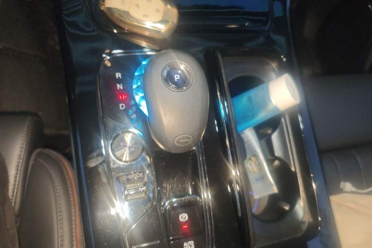 Used GAC Trumpchi E9 2024 E9 Champion Edition Gear Lever