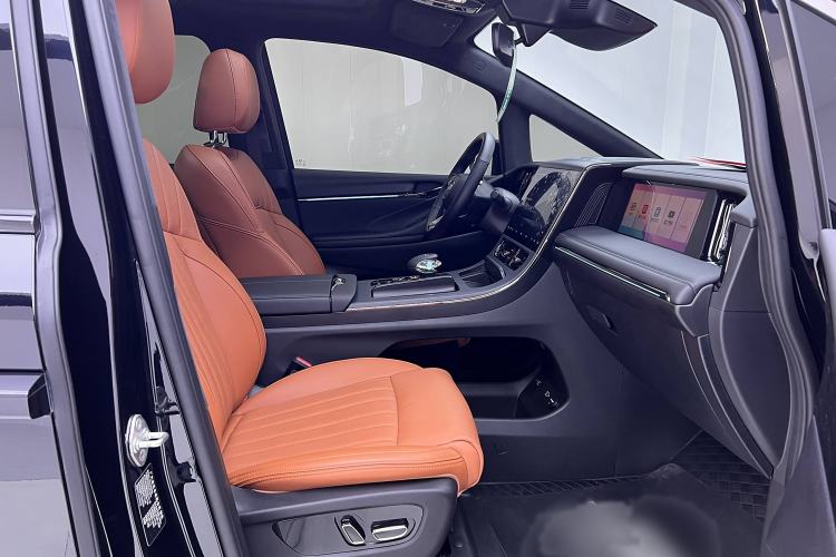Used GAC Trumpchi E9 2024 E9 Deluxe Edition Interior 4