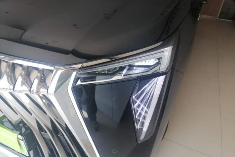 Used GAC Trumpchi E9 2024 E9 Deluxe Edition Left Front Headlight