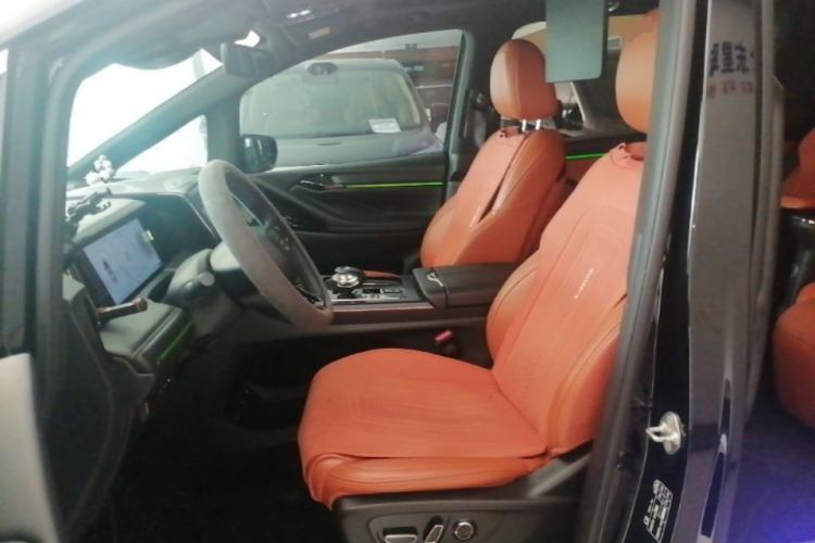 Used GAC Trumpchi E9 2024 E9 Deluxe Edition Left Front Seat