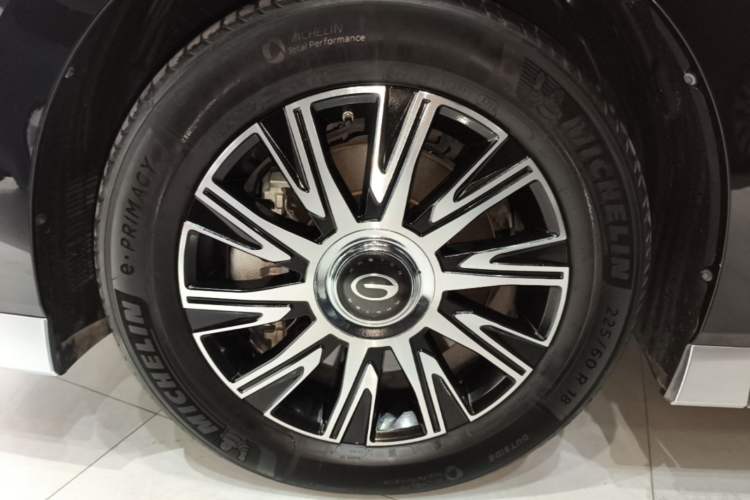 Used GAC Trumpchi E9 2024 E9 Champion Edition Left Front Wheel Hub