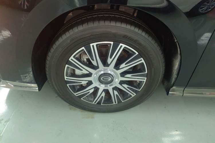 Used GAC Trumpchi E9 2024 E9 State Guest Custom Edition Left Front Wheel Hub