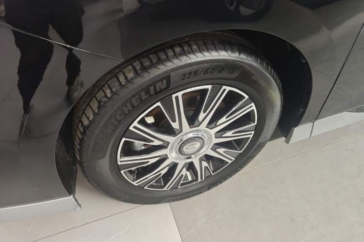 Used GAC Trumpchi E9 2024 E9 New Year Edition Left Front Wheel Hub