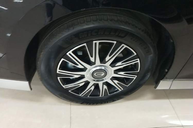 Used GAC Trumpchi E9 2024 E9 Master Edition Left Front Wheel Hub