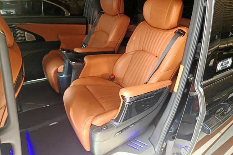 Used GAC Trumpchi E9 2024 E9 Deluxe Edition Left Rear Seat